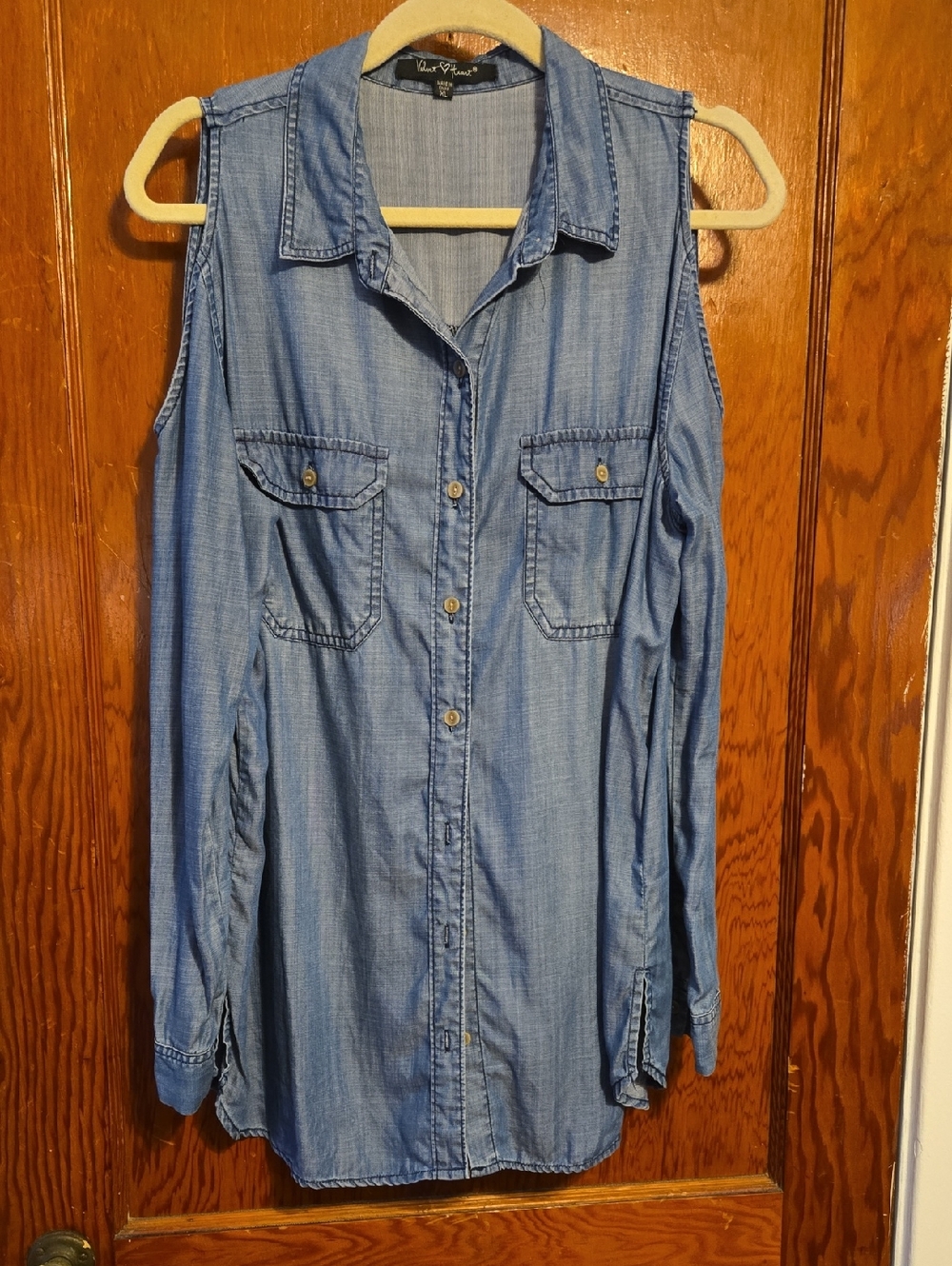 Velvet Heart Light Blue Denim Cold Shoulder Button-Down Shirt